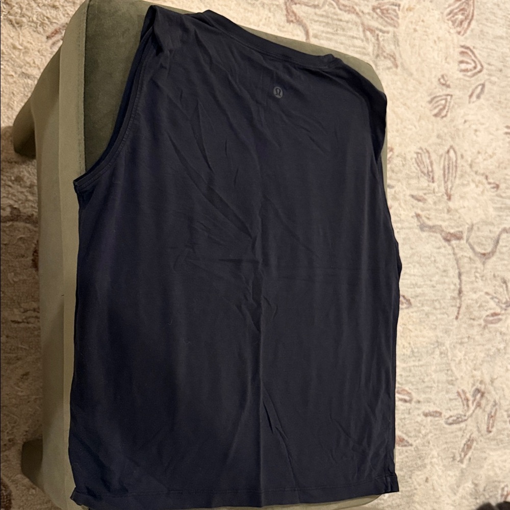 Like new Lululemon black tank top